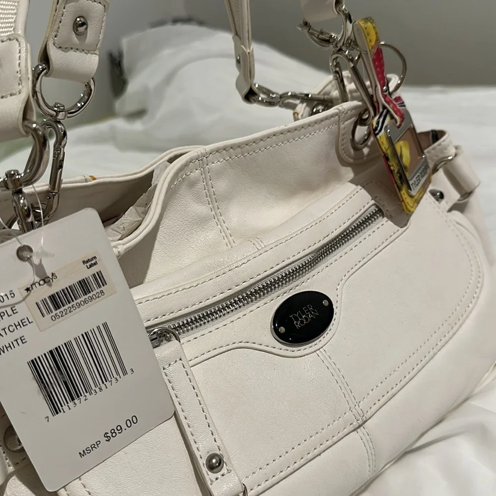 Totes - Picture 2 of 4